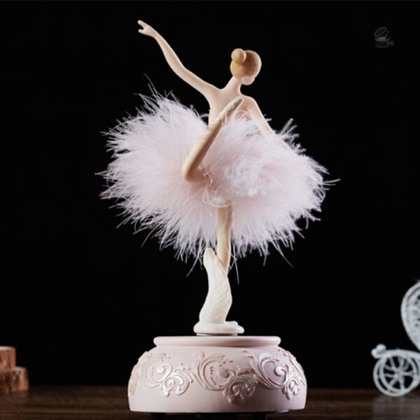 Boîte à musique vintage avec figurine de ballerine