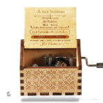 Boîte à musique femme manivelle, design élégant et mélodieux
