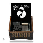 Boîte à musique manivelle Love Story